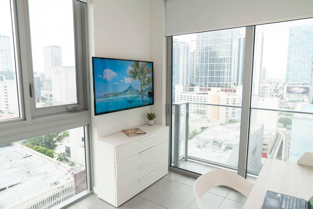 Charming 2 Bedroom Downtown Miami 2106 Free Parking Zewnętrze zdjęcie